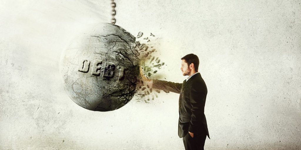 聲請更生或清算程序之債務人，如何合法對抗強制執行程序